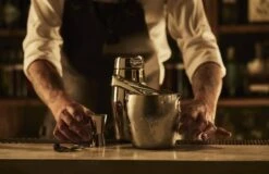 Alessi Ice Bucket, Mirror Polished Steel 9 Alessi Ice Bucket, Mirror Polished Steel -Kitchenware Shop 0009 Mixology 5 3x2 1