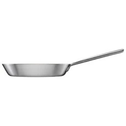 Fiskars Norden Steel Frying Pan, 28 Cm -Kitchenware Shop 1067633 Norden Steel Frying Pan 28cm Coated 2
