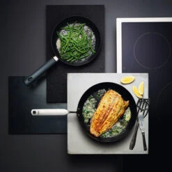 Fiskars Rotisser NOH Frying Pan 24 Cm 8 Fiskars Rotisser NOH Frying Pan 24 Cm -Kitchenware Shop 2RotisserHackman iso