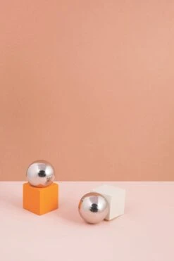 Valerie_objects Salt Mill, White -Kitchenware Shop 736 vo18 mullervanseveren pepperandsaltmill v8018001 v8018002 2 1