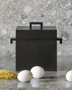 Alessi La Cubica Cocotte -Kitchenware Shop ALAR100 la cubica black