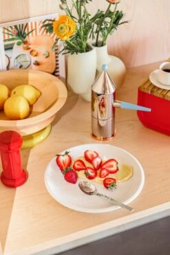 Alessi Sottsass Grinder, Medium, Red 11 Alessi Sottsass Grinder, Medium, Red -Kitchenware Shop FDS ruoka Alessi11 1