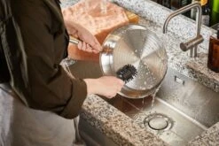 Fiskars All Steel Frying Pan, 28 Cm 12 Fiskars All Steel Frying Pan, 28 Cm -Kitchenware Shop Fiskars All Steel frying pan cleaning 01