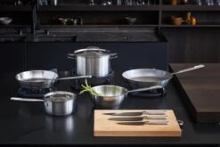 Fiskars All Steel Sauce Pan, 1,5 L -Kitchenware Shop Fiskars All Steel group Environment 01