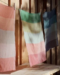 Lokal Helsinki Ilo Kitchen Towel, Niitty -Kitchenware Shop ILO teatowel autumn lokalhelsinki2021