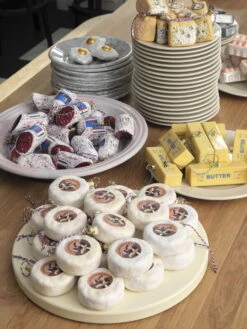 HAY Chopping Board, Round, L, Off White -Kitchenware Shop Inge Glas Christmas Ornaments Chopping Board Round L off white Soft Ice Lunch Plate grey