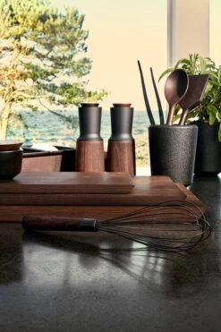 Rosendahl RÅ Spatula, Ash -Kitchenware Shop Rosendahl 2022 23113 23110 23114 23109 23111 23100 23103 23102 23105 23107 23106 01 3 1