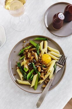 Normann Copenhagen Junto Salt Shaker 12 Normann Copenhagen Junto Salt Shaker -Kitchenware Shop Ruoka3 kevat20 suvik