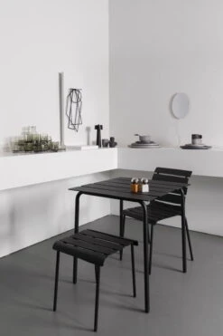 Valerie_objects Trivets, 4 Pcs, Lacquered Steel, Black -Kitchenware Shop VO 22 showroom combinaties 8