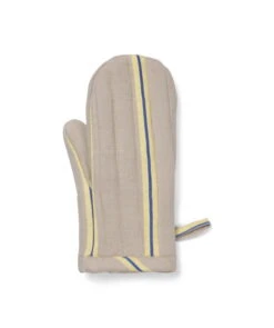 Ferm LIVING Hale Oven Mitt, Oyster - Lemon - Bright Blue 8 Ferm LIVING Hale Oven Mitt, Oyster - Lemon - Bright Blue -Kitchenware Shop fermLIVING SS22 HaleOvenMitt Oyster Lemon BrightBlue 1104265368 pack 1