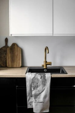 Lapuan Kankurit Huuhkaja X Teemu Järvi Tea Towel -Kitchenware Shop lapuankankurit huuhkaja x teemu jarvi towel