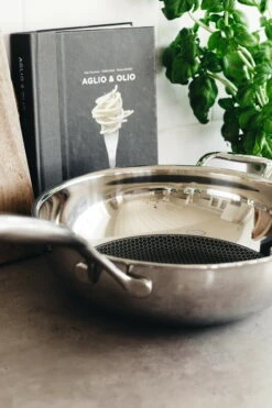 Heirol Steelsafe Pro Wok/frying Pan -Kitchenware Shop wokki paistokasari 28 cm steelsafe pro